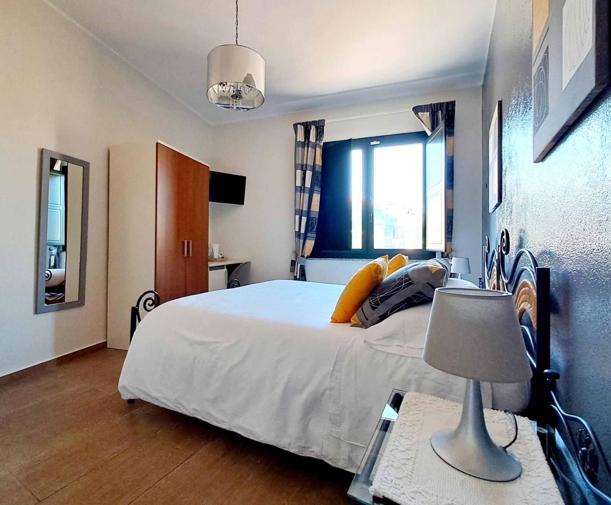 B&B Domu Mea 萨罗克 外观 照片